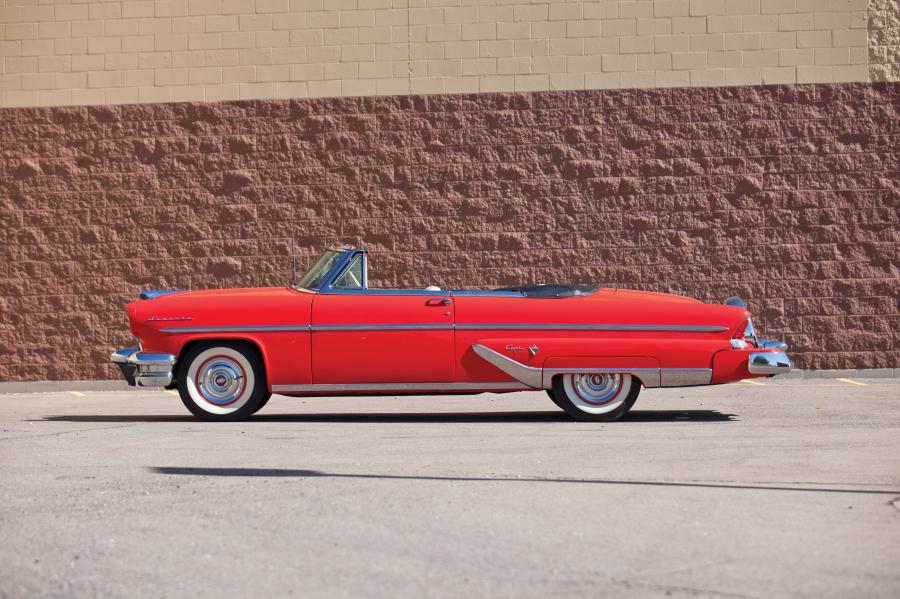  Lincoln Capri Special Custom Convertible (76A) 1955 года  (фото 11 из 39)